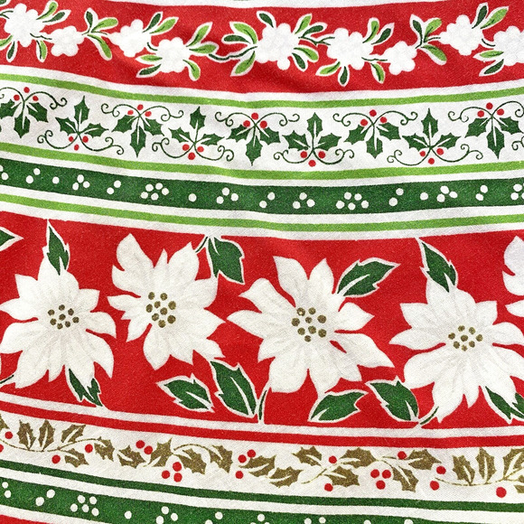 Vintage Christmas Tablecloth White Cotton Red & Green Border Oval Retro Holiday - Picture 6 of 7